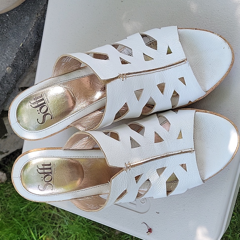 High heeled sandals
